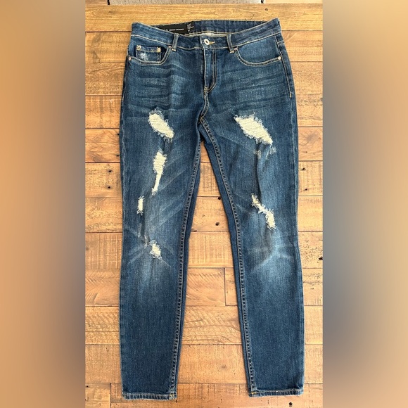 Armani Exchange Denim - Armani Exchange Women’s Cropped Skinny Jean - Size 27